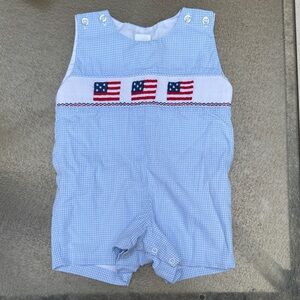 Classic Whimsy American Flag smocked romper size 3M
